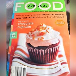 Everyday Food from the kitchens of Martha Stewart Living  ISSUE #6